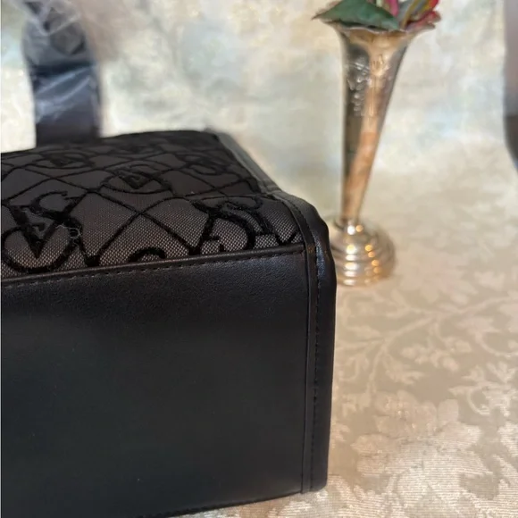 Victoria's Secret Black and Gray Logo Patterned Tote. NWT - Picture 8 of 10